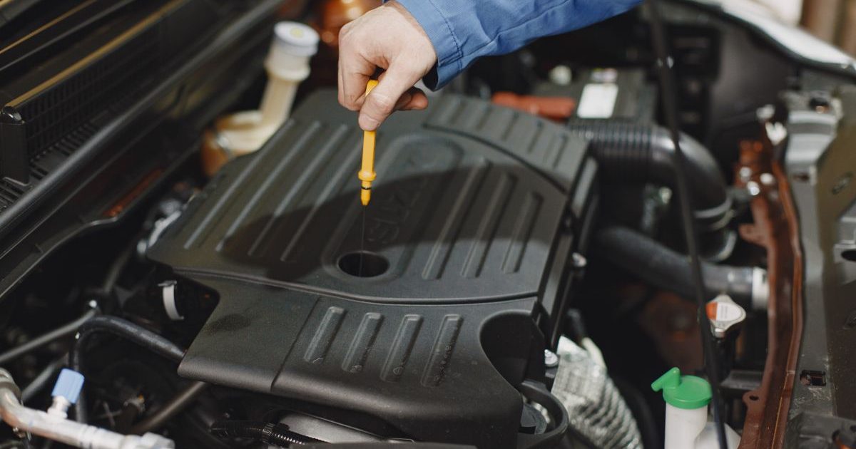 Your Engine Is Burning Oil: When Should You Worry?